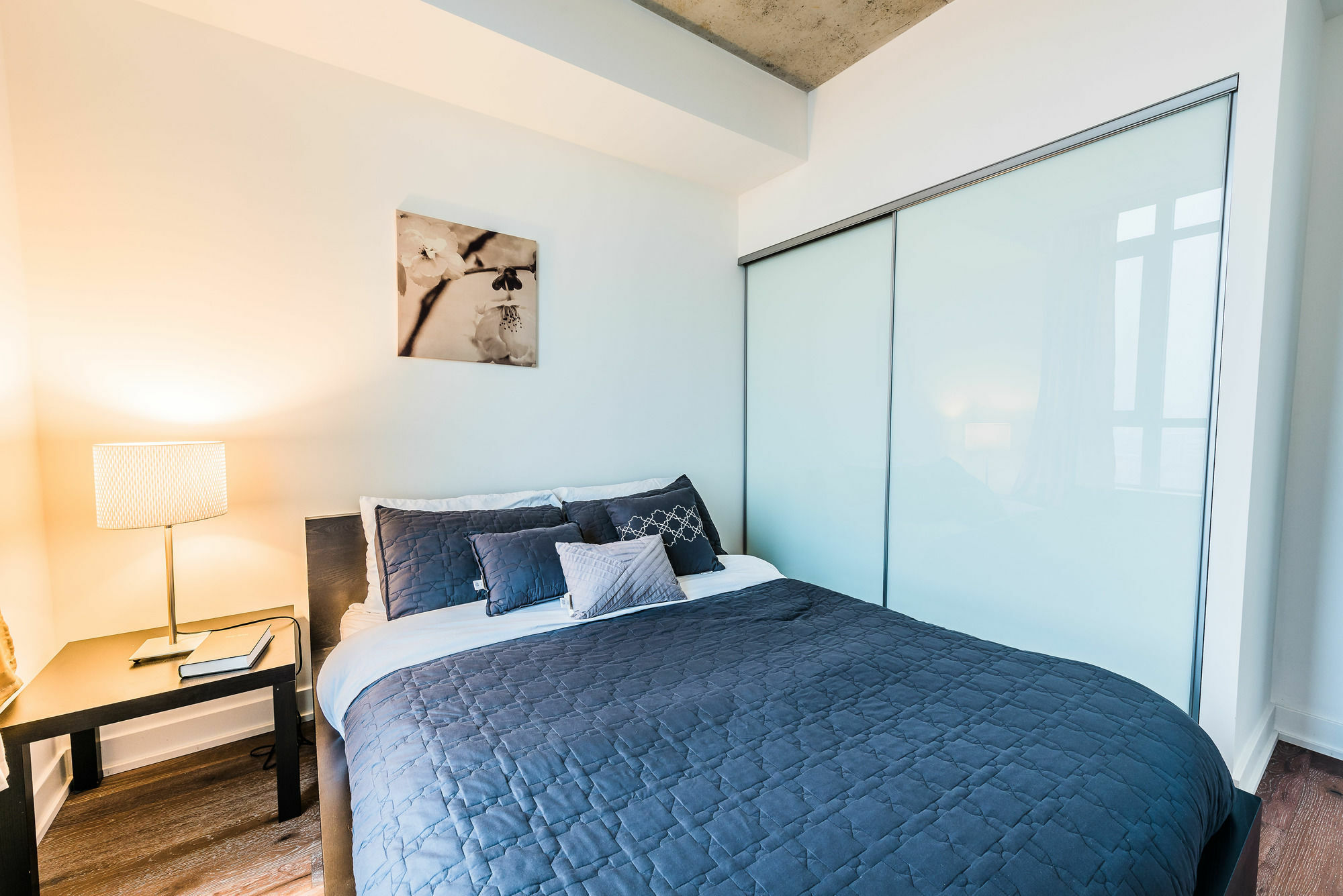 Gladstone Suites - Toronto Central Exterior photo